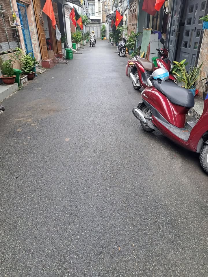 Nhà nguyên căn cho thuê tại 439 Nguyễn Văn Khối, Gò Vấp 31m² - Hẻm xe hơi tận cửa