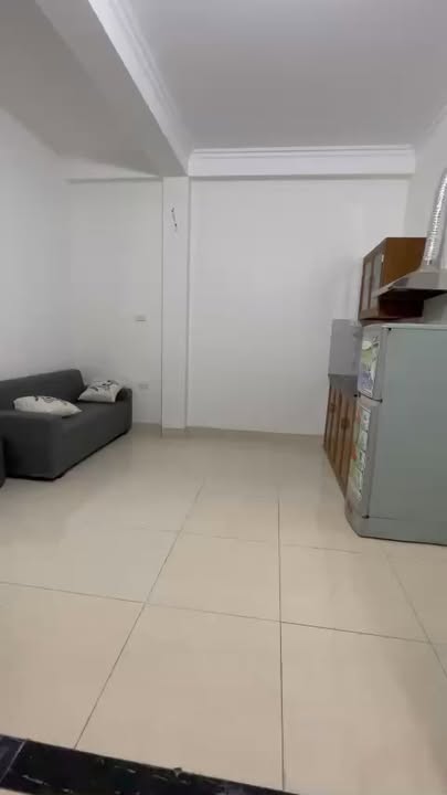 Căn hộ cho thuê 2 phòng ngủ tại Lạc Long Quân, Tây Hồ - Giá chỉ từ 5.3 triệu/tháng!