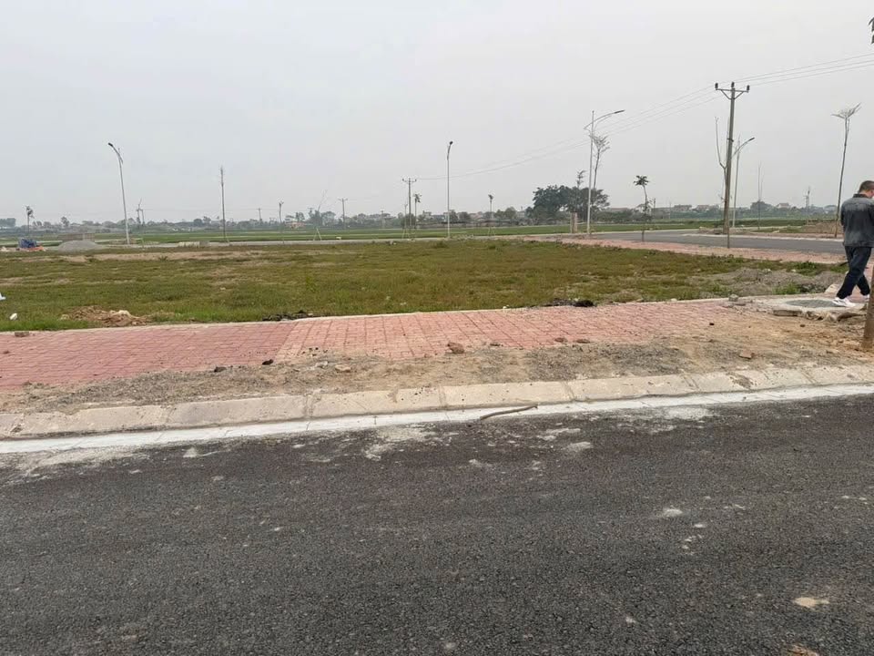 Đất nền Cẩm Ninh Ân Thi 90m² giá 2.6 tỷ - Cơ hội đầu tư hấp dẫn!