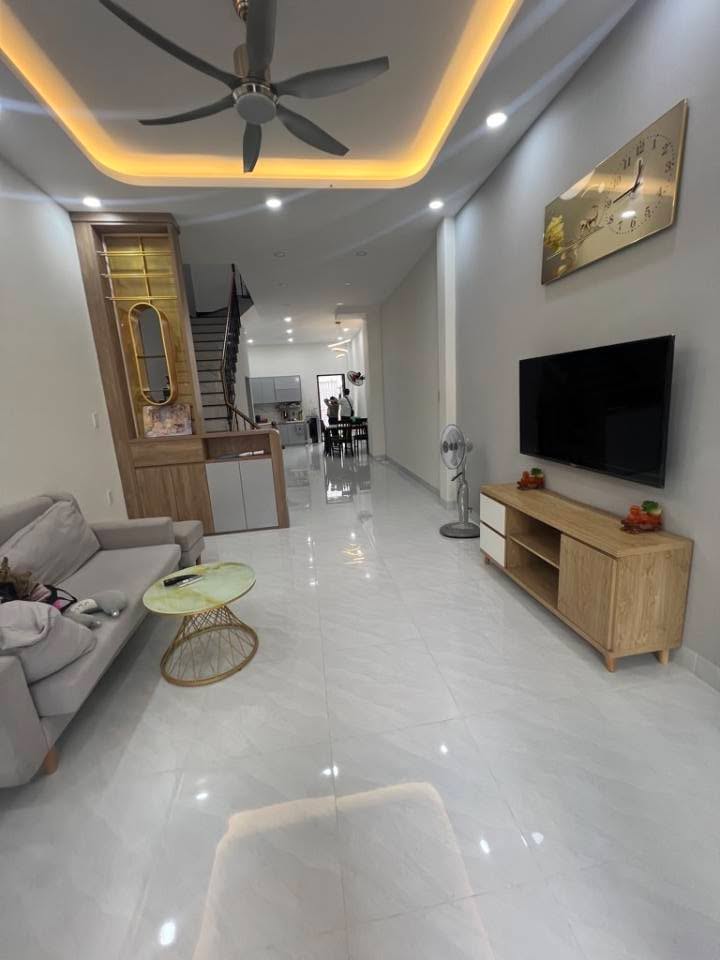 Nhà đẹp Dương Cát Lợi, Nhà Bè 76m² giá 3.85 tỷ - Sổ hồng riêng, sang tên ngay!