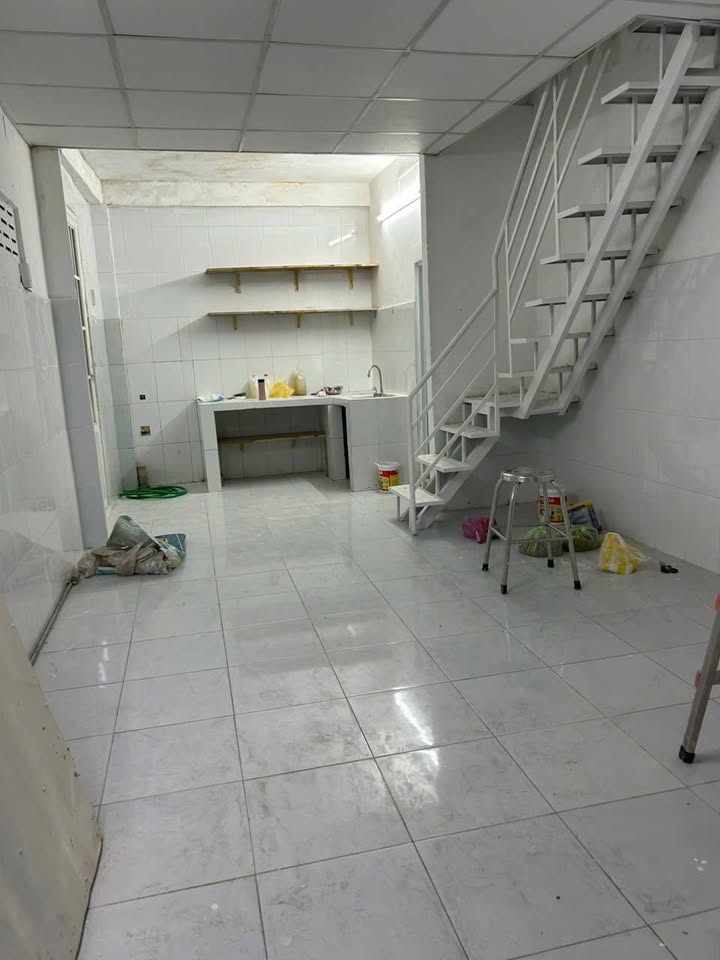 Nhà cho thuê đường Huỳnh Văn Thụ, Phú Nhuận 64m² giá 7.5 triệu - Sẵn sàng vào ở ngay!