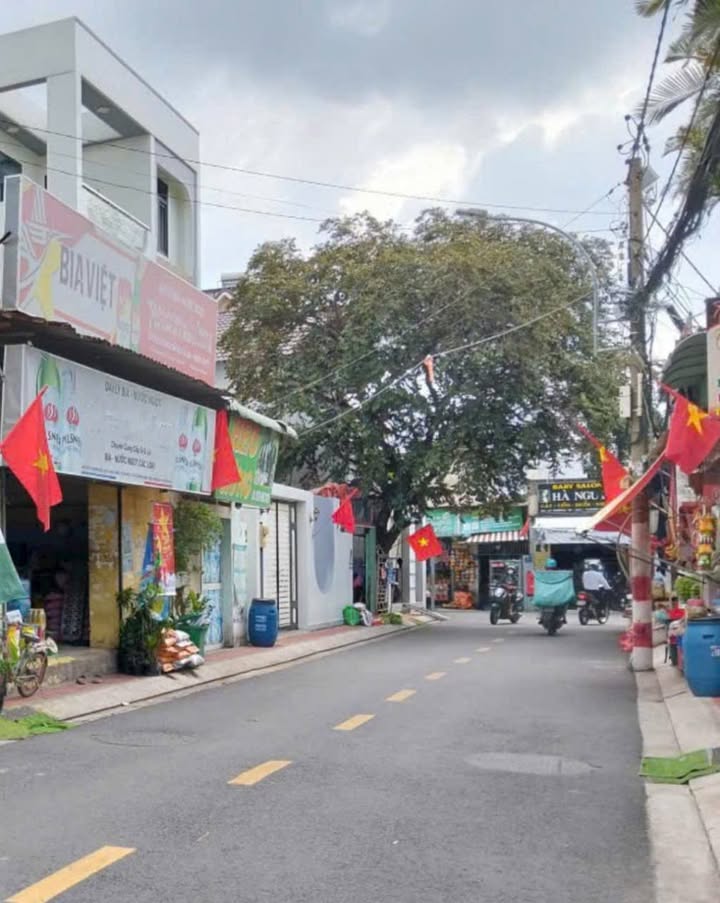 Nhà mặt tiền kinh doanh chợ Bình Chiểu, Thủ Đức 50m² giá 3.4 tỷ - Đầu tư sinh lời cao!