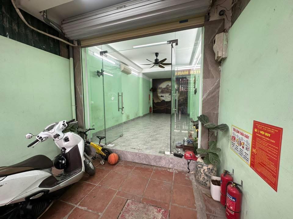 Cửa hàng cho thuê tại Định Công, Hoàng Mai 30m² - Đầy đủ công năng chỉ việc kinh doanh!