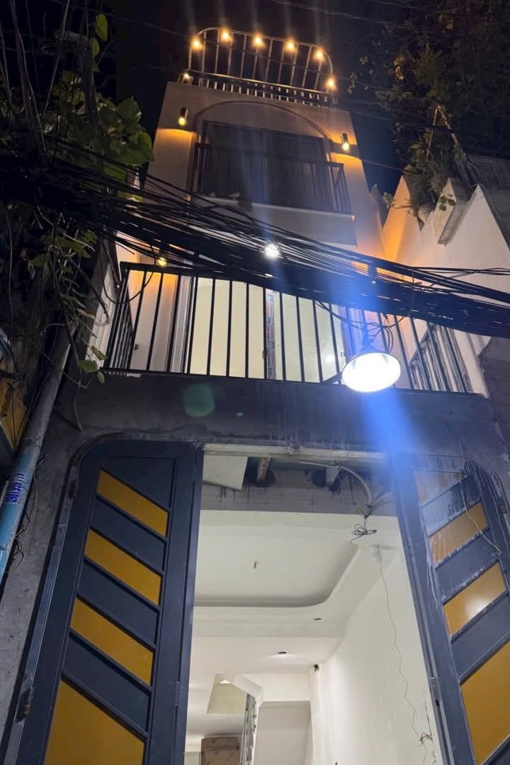 Nhà phố Bình Thạnh 45m² giá 5.85 tỷ - Full nội thất, sẵn sàng ở ngay!