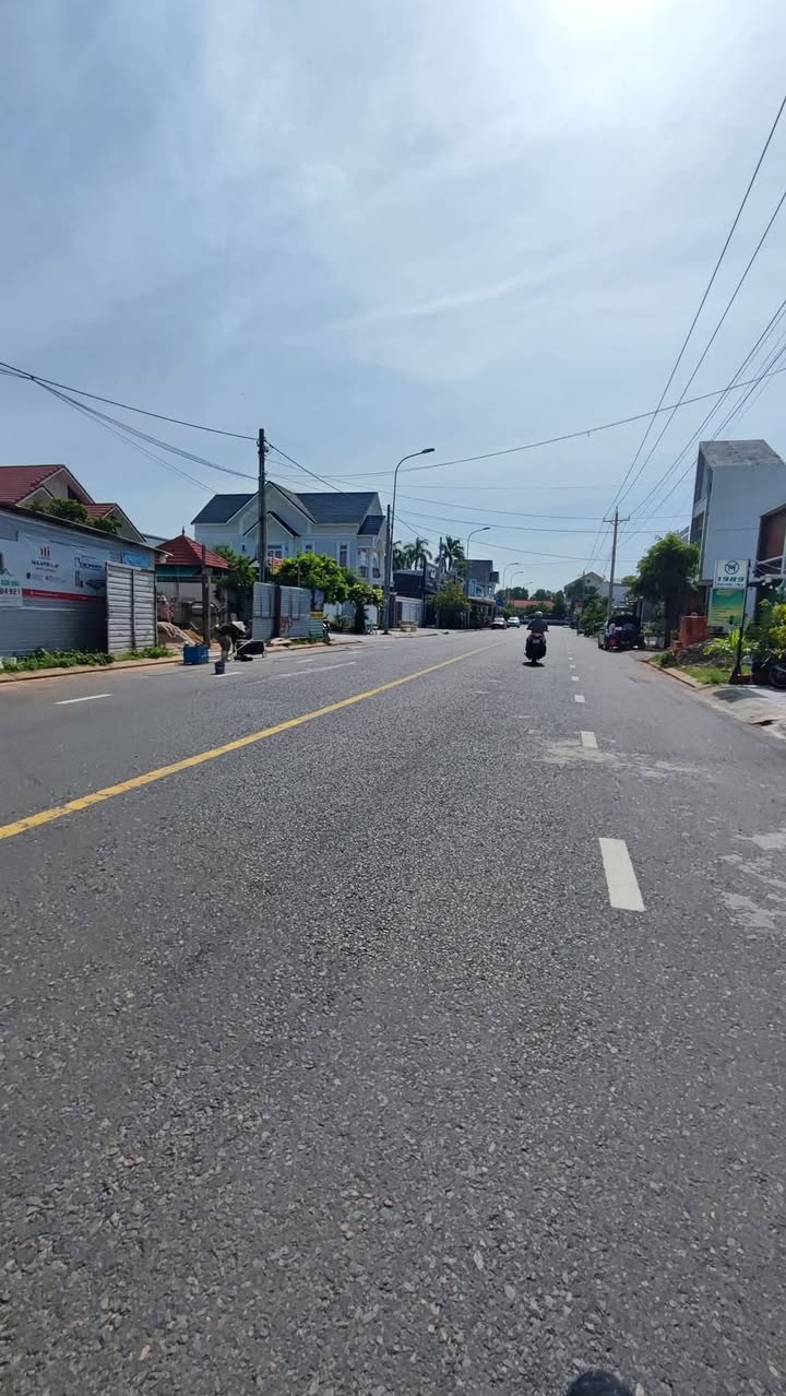 Mặt tiền kinh doanh Phạm Hùng, Phan Thiết 100m² giá 4.5 tỷ - Đầu tư sinh lời ngay!