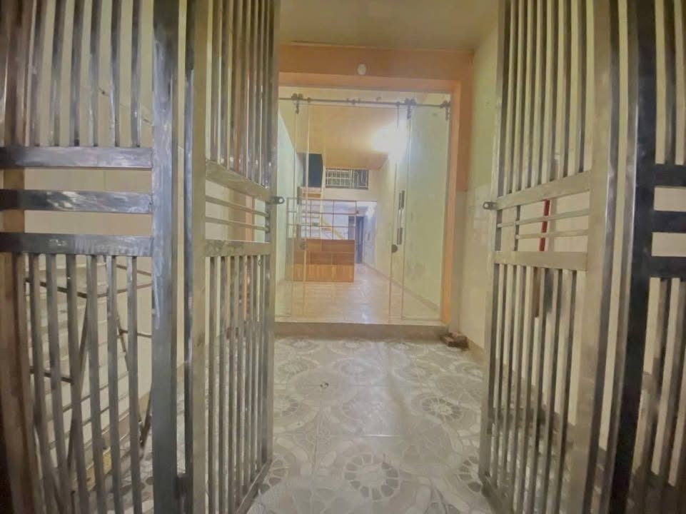 Nhà cho thuê tại đường Phạm Hữu Điều, Hải Phòng 40m² giá 3.5 triệu - Sân cổng riêng, đầy đủ tiện nghi!