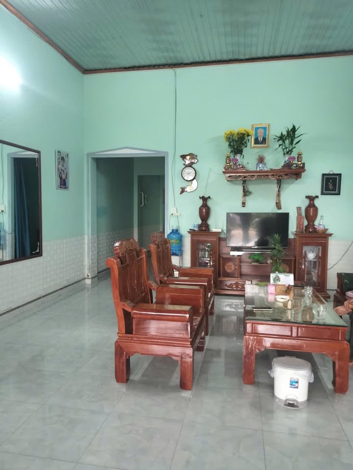 Nhà riêng khu phố 3 Trảng Bom 120m² giá 2 tỷ - Sổ đỏ chính chủ!