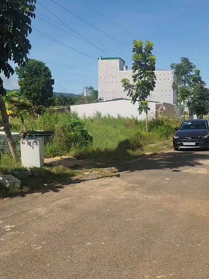 Lô Đất Tái Định Cư Lộc Sơn 100m² giá 1.5 tỷ - Sổ đỏ chính chủ, đầy đủ pháp lý!