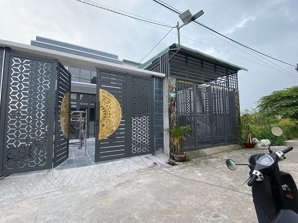 Nhà mới Trảng Bom 5m² giá 2.15 tỷ - Sổ riêng thổ cư 100%!