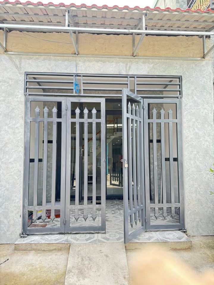 Nhà mới Tân Hiệp Tân Uyên 64m² giá 970 triệu - Thiết kế hiện đại, đầy đủ tiện nghi!