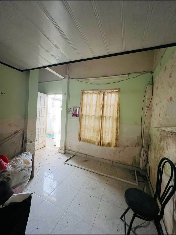 Nhà riêng Đà Lạt 20m² giá 680 triệu - Gần chợ, trường học