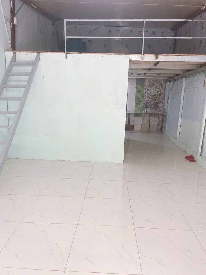 Nhà cho thuê hẻm đường Bình Thành, quận Bình Tân - Diện tích 36m², giá chỉ 3 triệu/tháng!