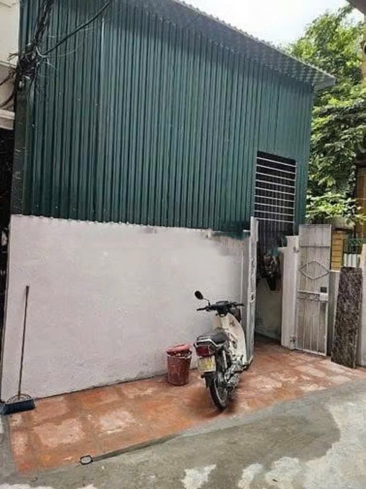 Cho thuê nhà ngõ 1194 phố Chùa Láng 50m² giá 7.5 triệu - Bàn giao ngay!