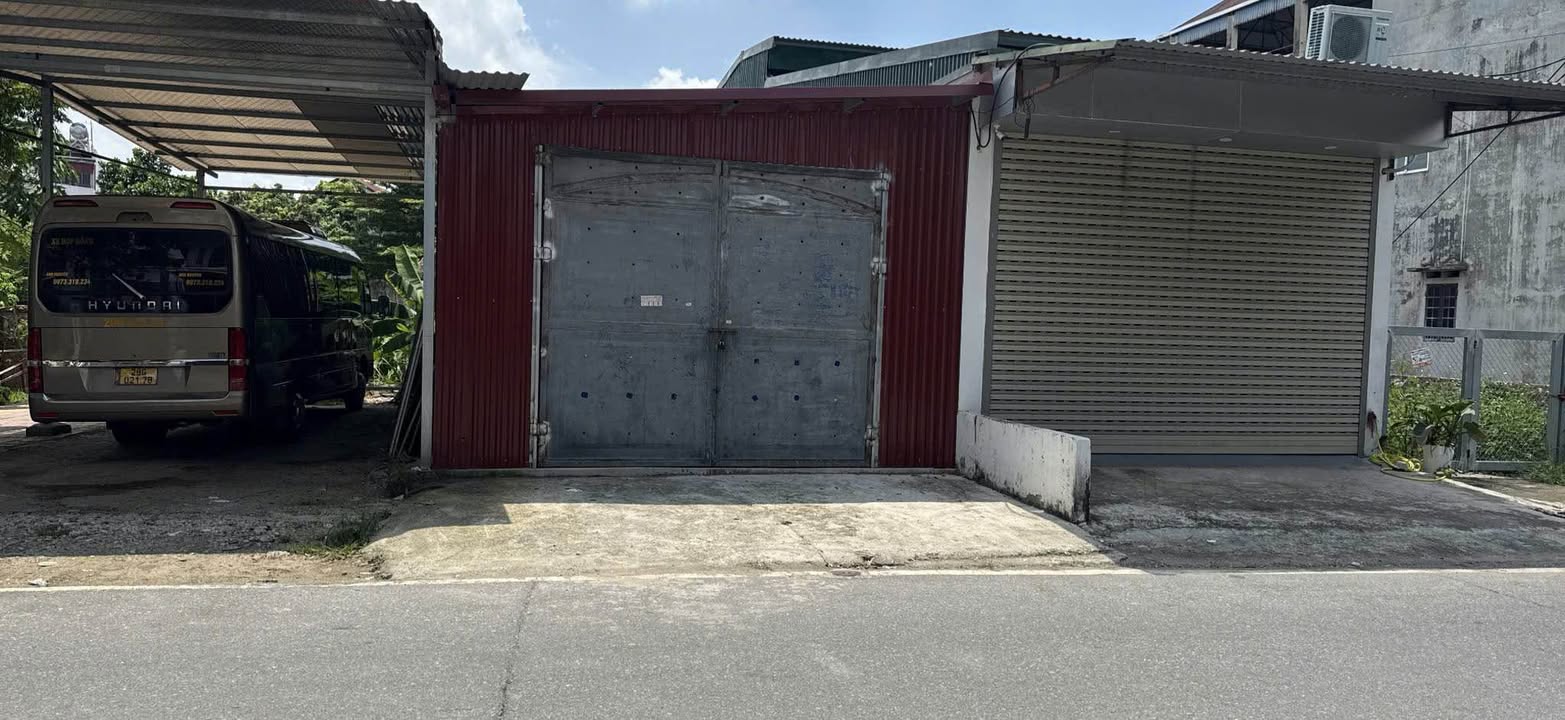 Bán đất nền 110m² tại Phúc Yên giá 4.6 tỷ - Mặt tiền đường Lý Tự Trọng, kinh doanh thuận lợi!