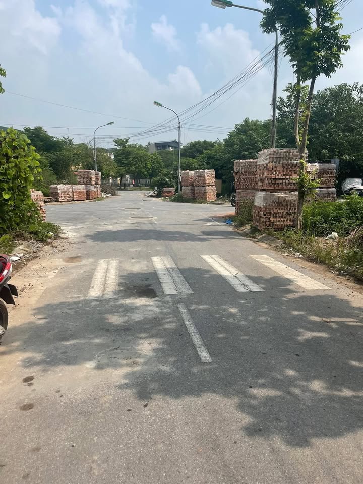 Đất phân lô Tứ Hiệp 117m² giá hơn 20 tỷ - Vị trí đắc địa, sẵn sàng giao dịch!