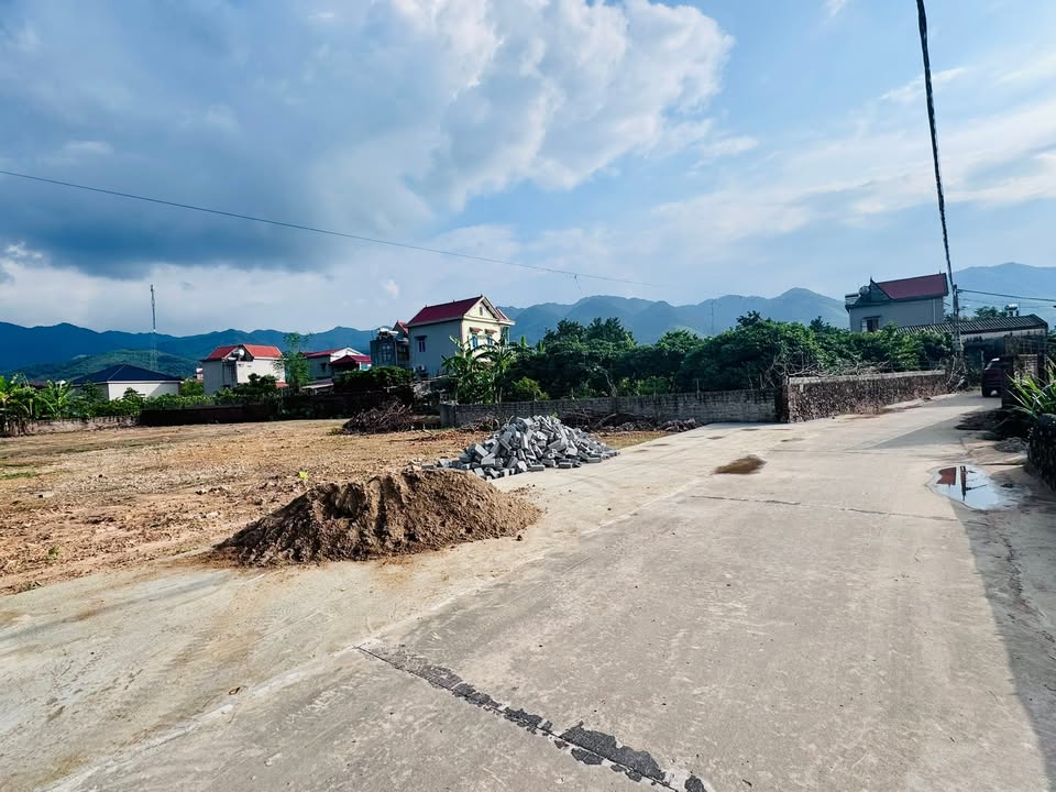 Đất nền liền kề Huyền Sơn, Lục Nam 200m² giá chỉ 500 triệu - Cơ hội đầu tư hấp dẫn!