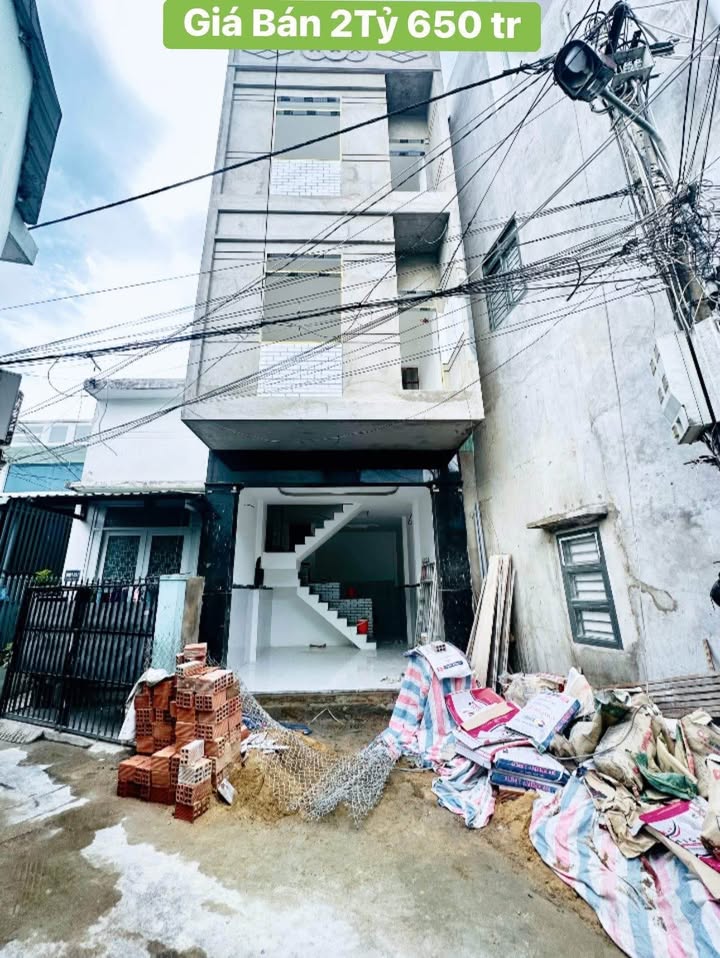 Nhà 3 tầng hẻm 808 Trần Hưng Đạo, Quy Nhơn 32m² giá 2.65 tỷ - Chính chủ bán gấp!