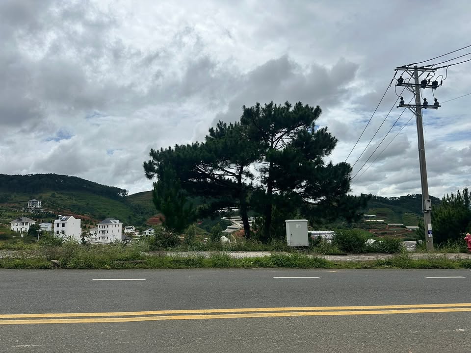 Lô đất mặt tiền đường chính tại khu đô thị Vạn Xuân - 105m² giá 3.8 tỷ - Cơ hội đầu tư tuyệt vời!