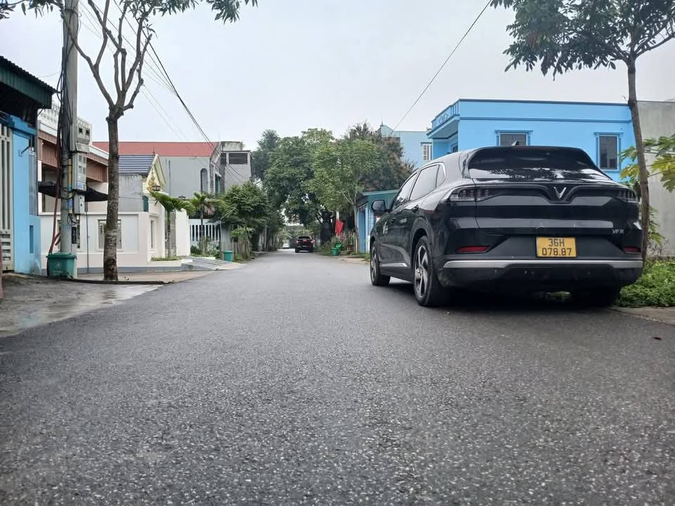 Đất nền 120m² hướng Đông tại đường Lê Thế Bùi, Tân Phong - Vị trí đẹp, giá thỏa thuận!