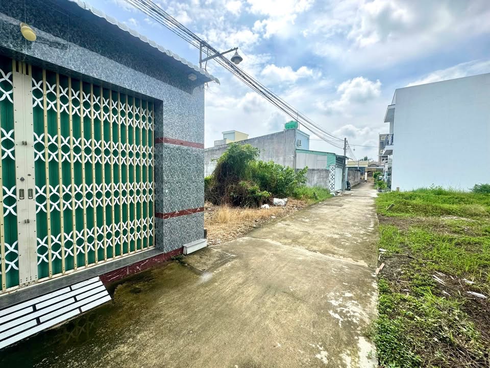 Nhà hẻm xe hơi Gò Công 132m² giá 1.79 tỷ - Nội thất đầy đủ sẵn sàng vào ở!