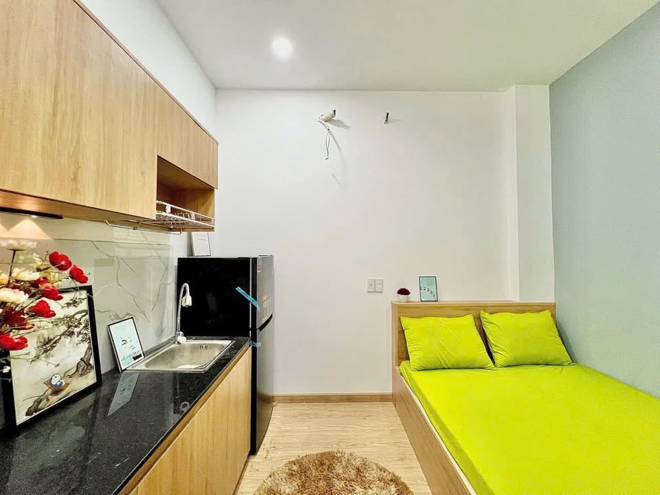 Nhà nhỏ cho thuê đường Lạc Long Quân, Tân Bình - Full nội thất, không chung chủ!