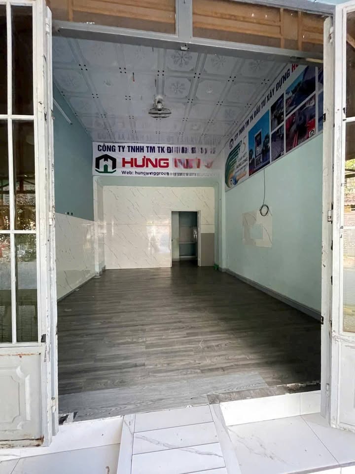 Nhà mặt tiền cho thuê tại Lê Trọng Tấn, Bình Tân 40m² giá 6 triệu - Vỉa hè rộng rãi cho kinh doanh!
