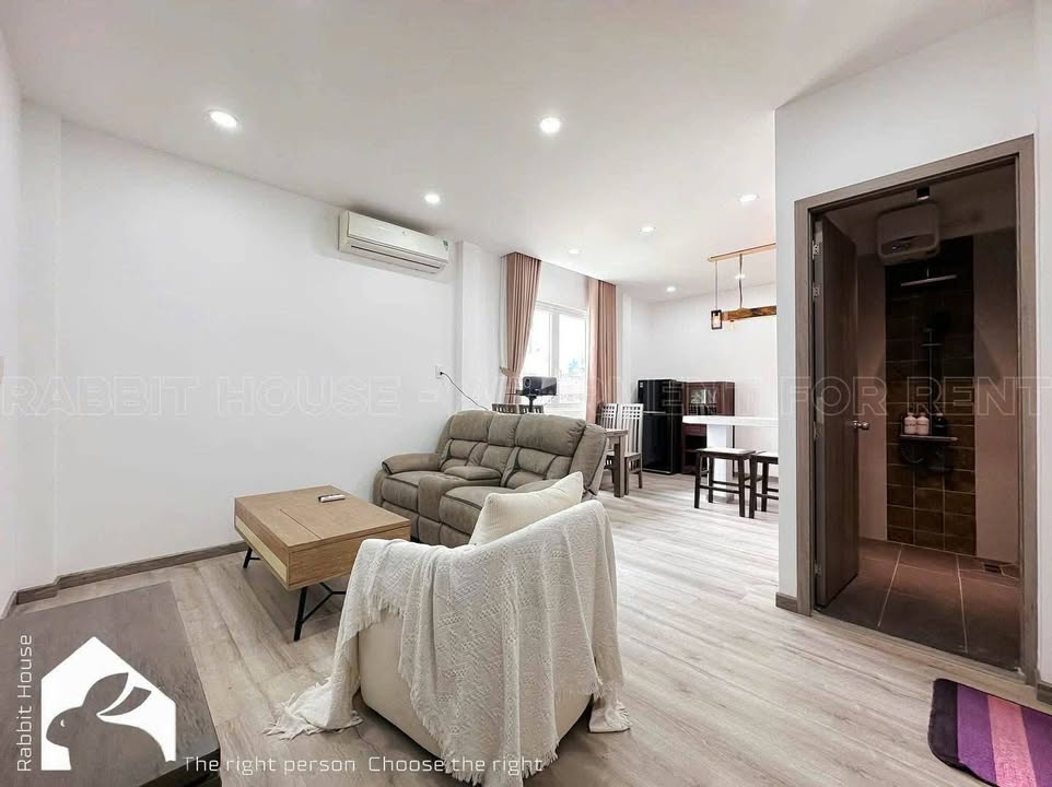 Căn hộ 1 phòng ngủ Phạm Văn Hai, Tân Bình - Full nội thất, sẵn sàng vào ở!