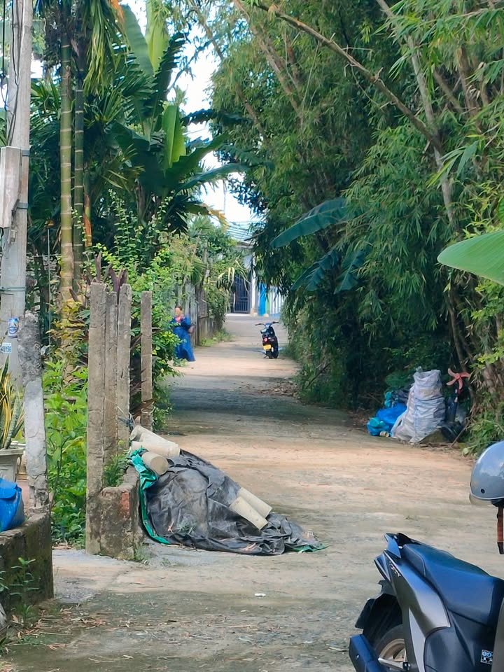 Đất nền Hòa Tiến 138m² giá chỉ 1 tỷ - Mặt tiền đẹp, chính chủ bán gấp!