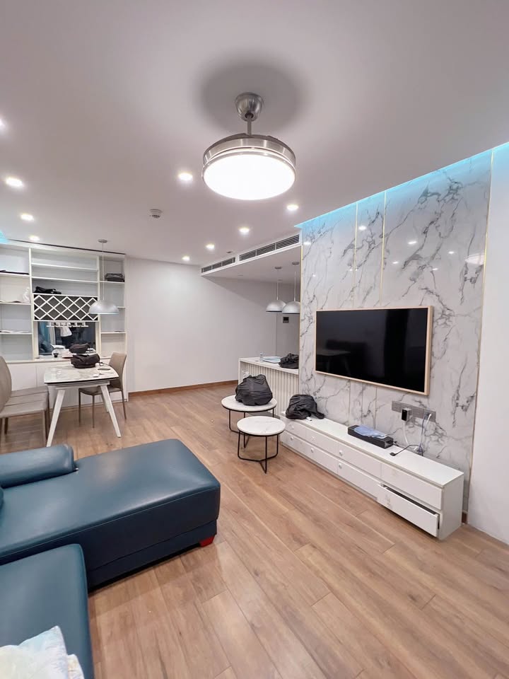 Căn hộ cho thuê 2PN Tòa Cao Cấp 6th Element Tây Hồ 87m² - Nội thất full đồ đẹp ngay!