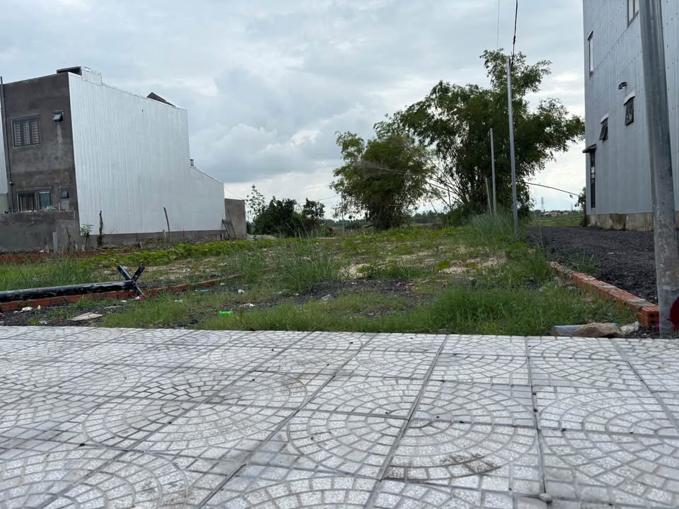 Đất nền góc Lưu Quang Vũ 95m² giá chỉ 3.2 tỷ - Cơ hội đầu tư sinh lời tuyệt vời!