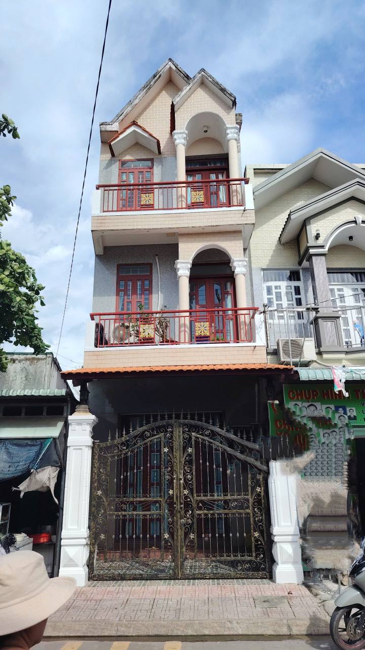 Nhà mặt tiền nở hậu Phước Lại 60m² giá 5.4 tỷ - Đối diện Ủy ban xã, kinh doanh đắc địa!