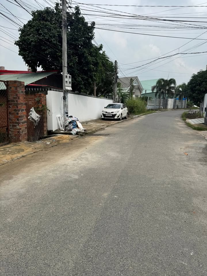 Nhà phố Chánh Mỹ, Thủ Dầu Một 130m² giá 3.85 tỷ - Thiết kế hiện đại, tiện nghi!