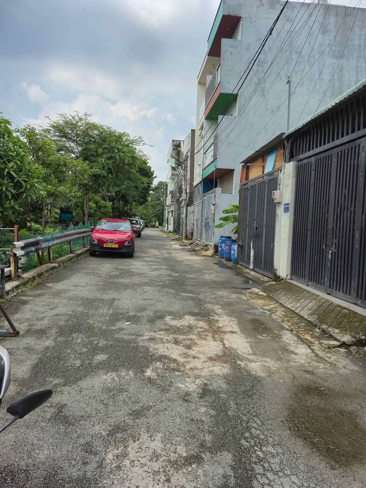 Bán lô đất KDC Nhà Việt, Thủ Đức 58m² giá 3.35 tỷ - Đường trước nhà 6m, không ngập nước!