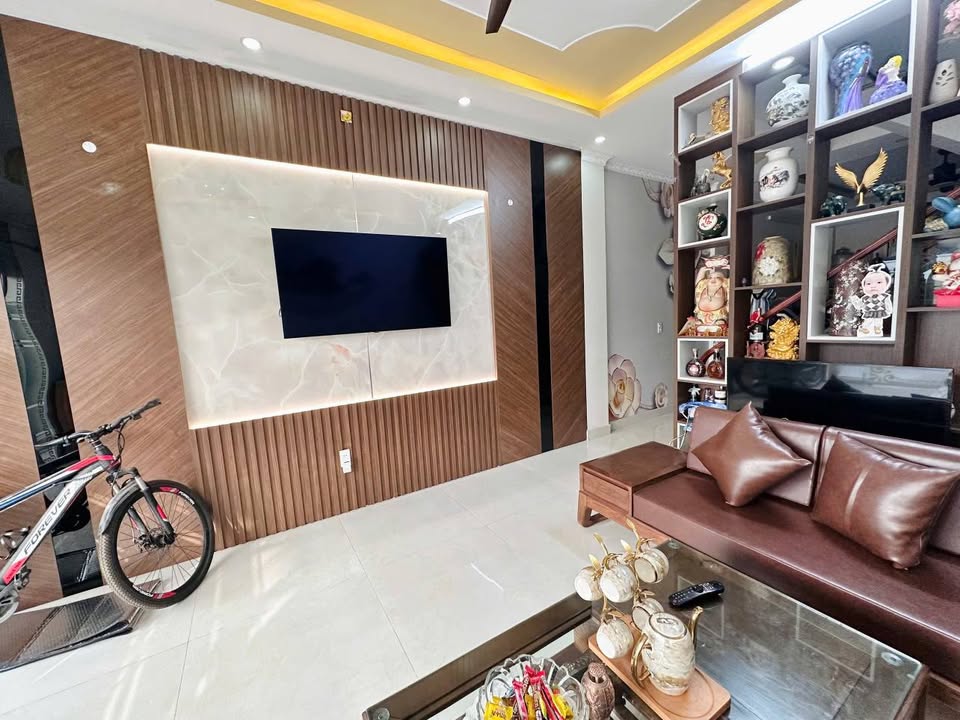 Nhà 4 tầng độc lập tại Him Lam Hùng Vương, Hải Phòng - Thiết kế hiện đại, an ninh tốt!