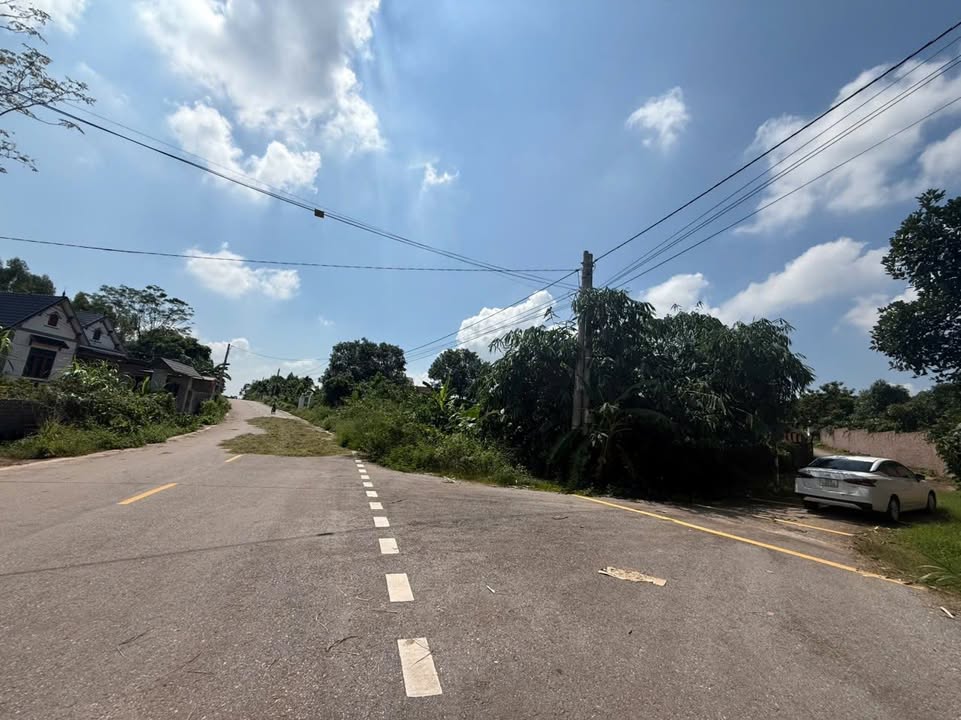 Đất 2 mặt tiền tại thôn Quyết Tiến 2, xã Xương Lâm 342.5m² giá 2.5 tỷ - Đầu tư sinh lời ngay!