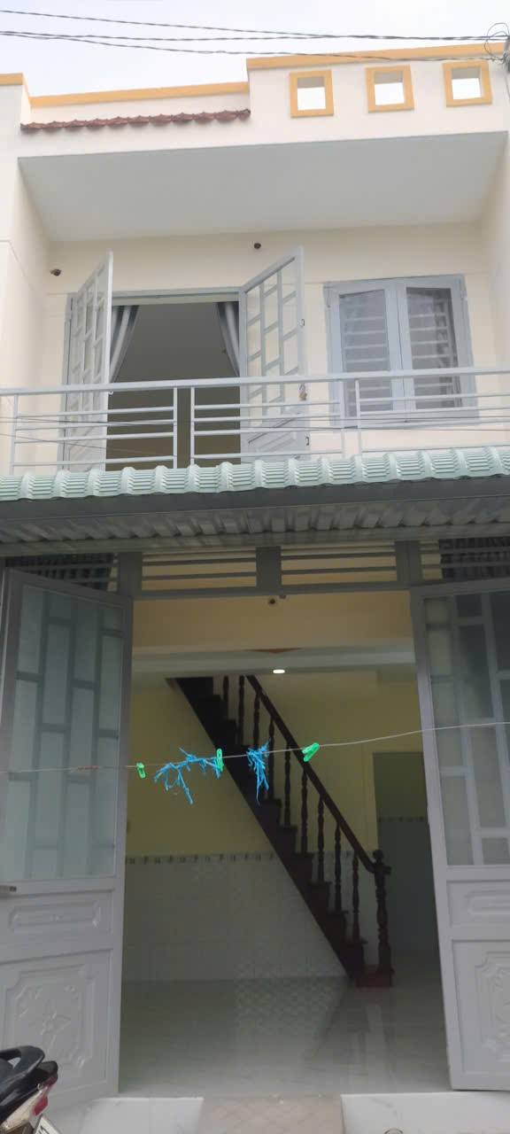 Nhà 2 tầng ấp 3 Bà Điểm 32m² giá 1.25 tỷ - Bớt lộc nhẹ cho khách thiện chí!