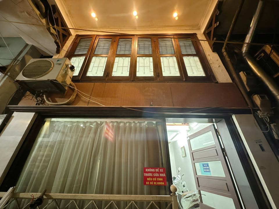 Nhà phố Thọ Xương Hoàn Kiếm 24m² giá 13 tỷ - Kinh doanh sầm uất!