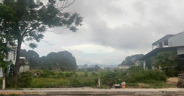 Đất mặt đường 334 Vân Đồn 830m² giá 20.75 tỷ - Cơ hội đầu tư không thể bỏ lỡ!