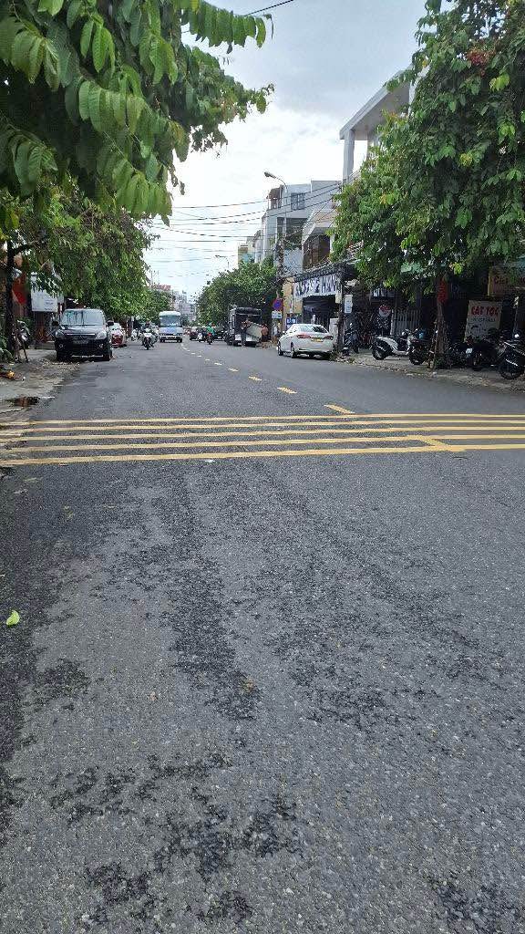 Nhà 3 tầng mặt tiền đường Trần Cao Vân - Thanh Khê 75m² giá 8.9 tỷ - Kinh doanh sầm uất!