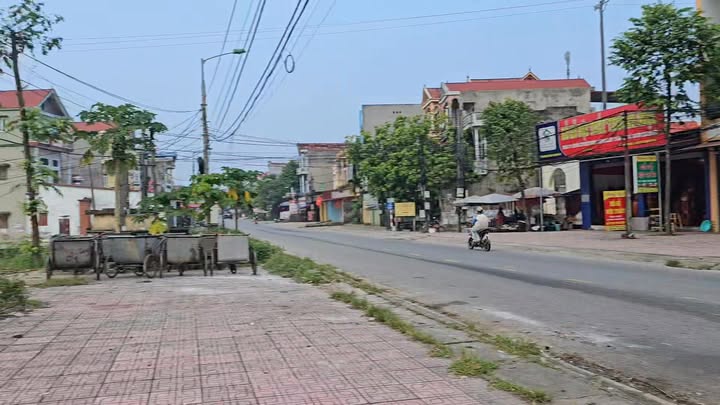 Bán gấp FrontHouse mặt tiền đường Tỉnh lộ 296, Hiệp Hòa, Bắc Giang 81m² - Tiềm năng đầu tư cao!