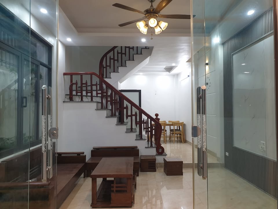 Nhà 3 tầng 50m² Trần Huy Liệu, Nam Định - Thiết kế hiện đại, giá 1.89 tỷ