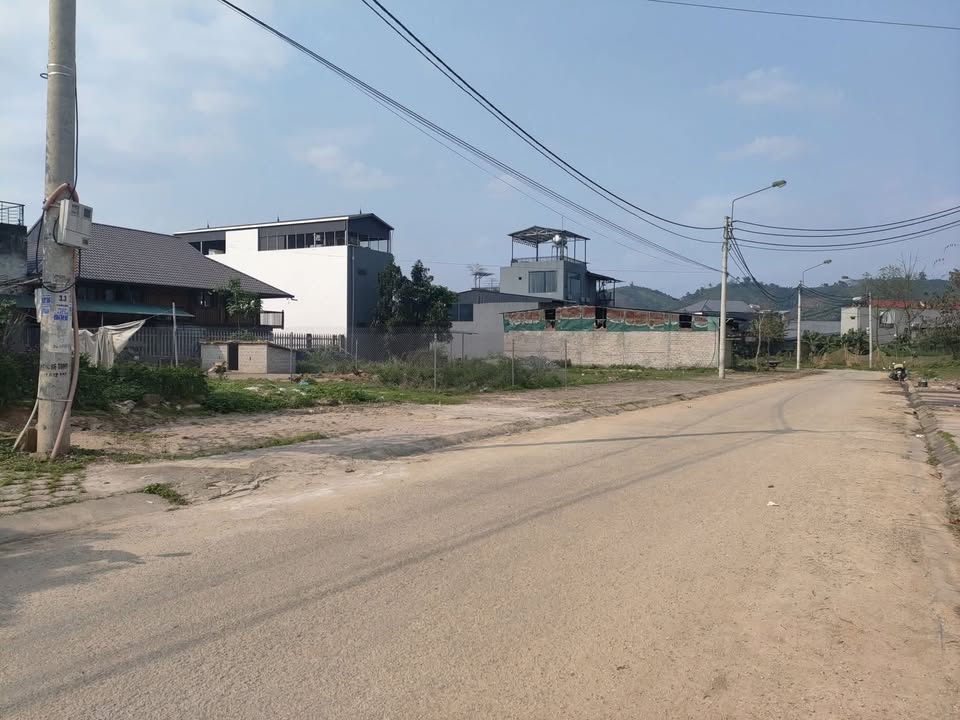 Đất nền Võ Lao, Văn Bàn, Lào Cai 97,5m² - Vị trí đẹp, phong thủy tốt!