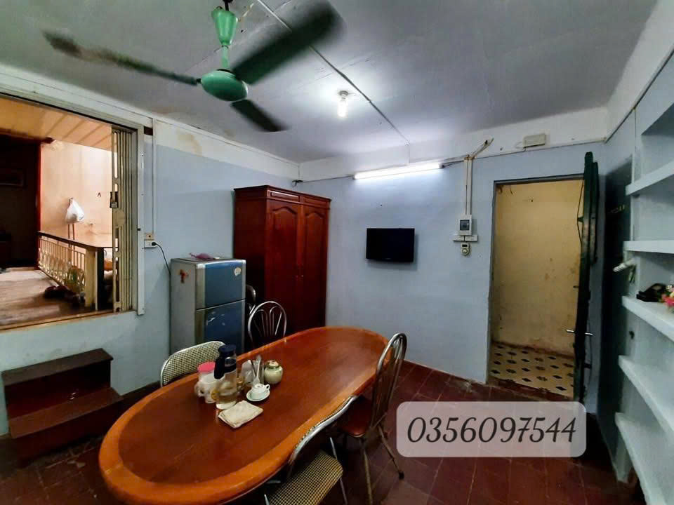 Căn hộ cho thuê tại tòa B16 Kim Liên 50m² giá 4 triệu - Tiện nghi đầy đủ, vị trí thuận lợi!