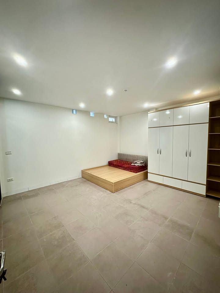 Phòng trọ cho thuê tại Đường Láng 4.5 triệu - Điện nước giá dân!