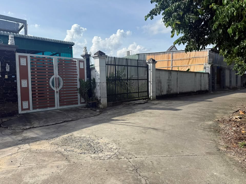 Đất nền Tân Hiệp, Hóc Môn 450m² giá 8 tỷ - Sổ đỏ chính chủ, đường rộng 6m!