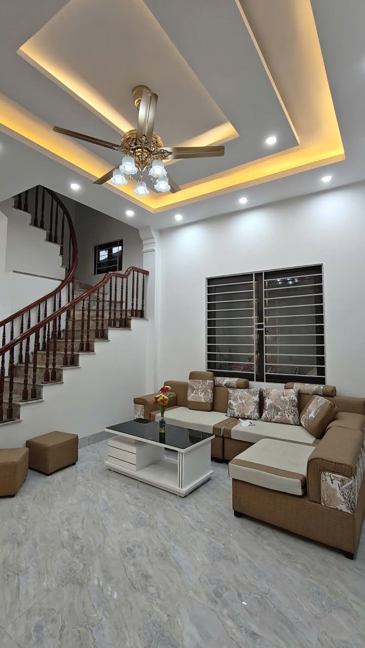 Nhà đẹp Văn Tiến Dũng - Bắc Từ Liêm - 41m² giá 6 tỷ - Tặng full nội thất!