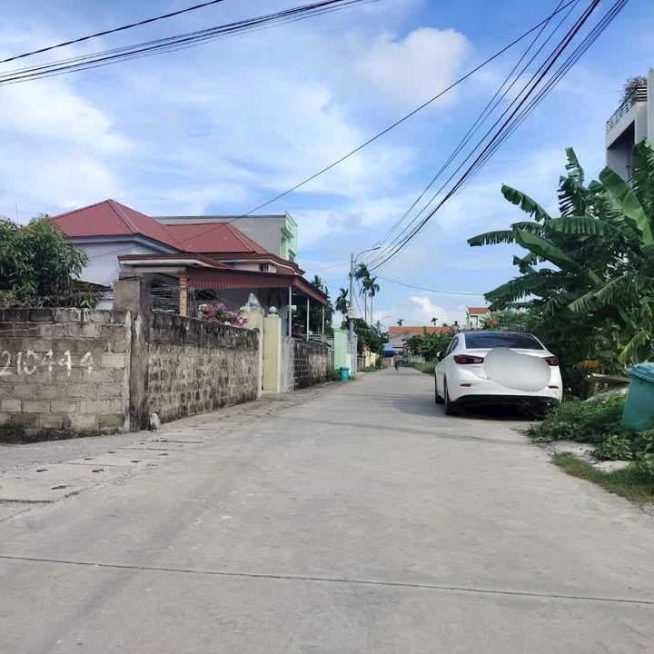 Lô Góc Đất Tây Con Cá - 50m² chỉ 2 tỷ - Đầu tư lý tưởng!