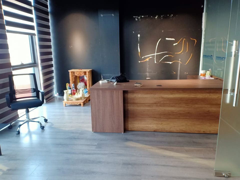 Văn phòng cho thuê mặt đường Tô Vĩnh Diện 140m² giá 18 triệu - Không gian làm việc lý tưởng!