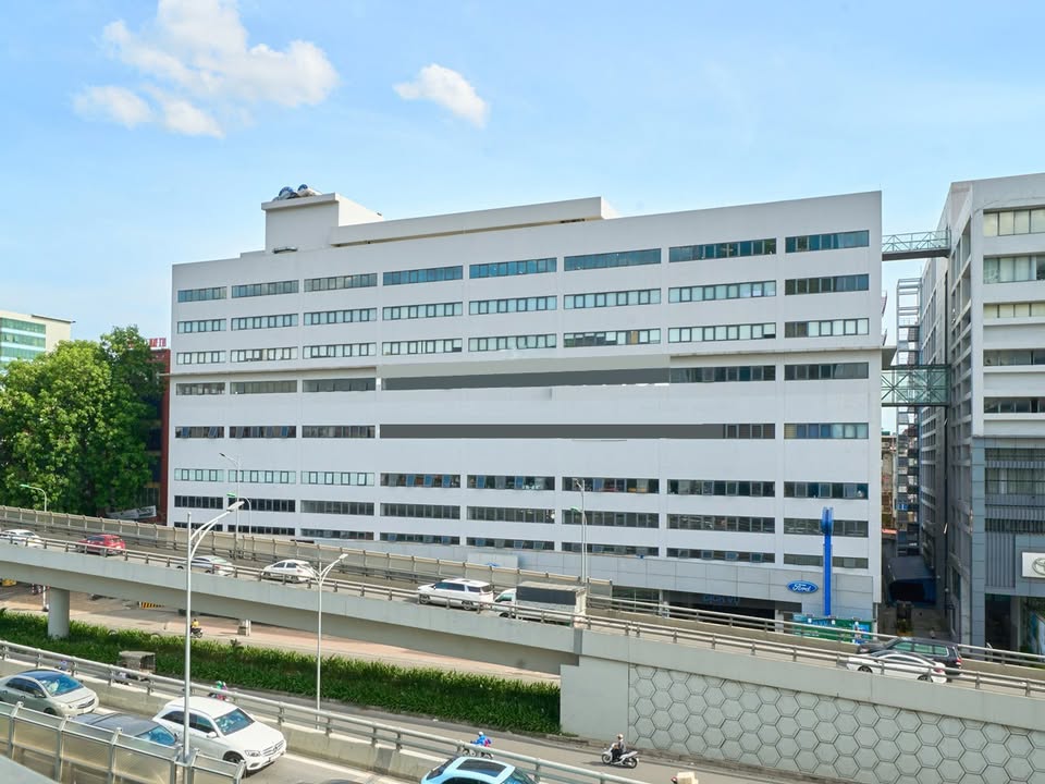 Cho thuê văn phòng tòa nhà Hanoi Ford - Thanh Xuân, 925m² - Thiết kế hiện đại, giá tốt!