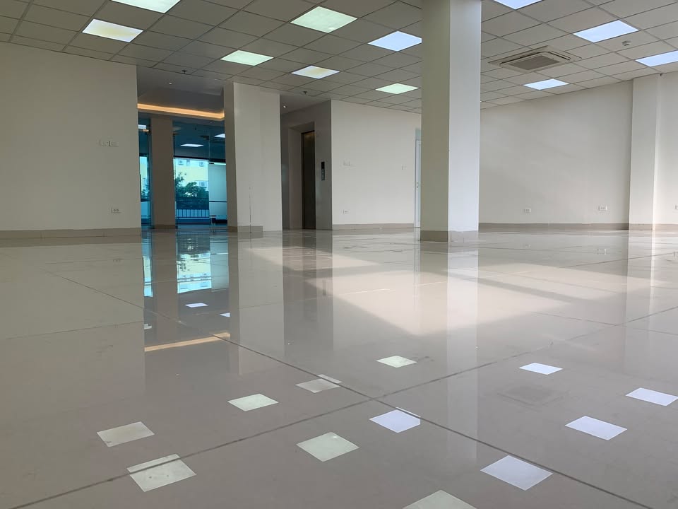 Cho thuê văn phòng Nguyễn Xiển 180m² giá 26 triệu - Cơ hội không thể bỏ lỡ!